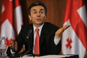 Sakartvelo valdančiosios partijos įkūrėjas B. Ivanišvilis pareiškė, kad grįžta į politiką