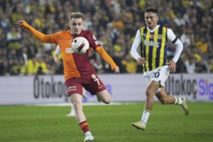 Į Saudo Arabiją Supertaurės futbolo mačą žaisti vykę turkų klubai liko nieko nepešę – draudimai privertė skristi namo