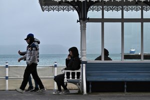 Londonas: sumažėjo neteisėtai per Lamanšą atvykstančių migrantų skaičius