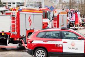 Po gaisro Vilniaus daugiabutyje skelbiama ekstremalioji situacija