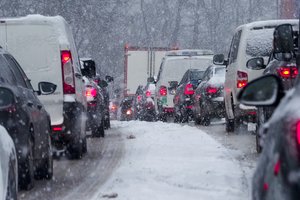 Programėlėse žymite, kur dirba pareigūnai? Policija siunčia perspėjimą, kuo tai gresia