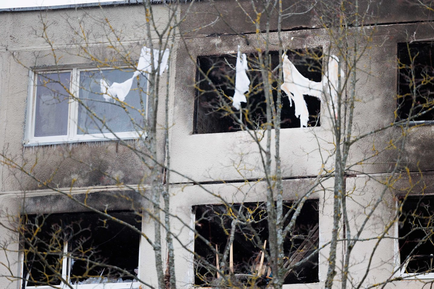 Trečiadienio rytas po gaisro Viršuliškėse.<br> T.Bauro nuotr.