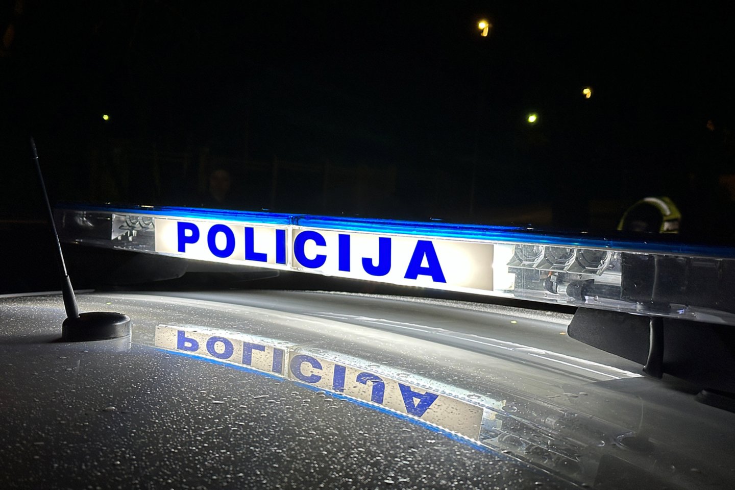 Policija.