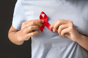 SAM: patvirtintas ŽIV/AIDS ir lytiškai plintančių infekcijų profilaktikos bei kontrolės veiksmų planas