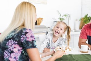 Mokytoja pasidalino 10 būdų, kaip apdovanoti savo vaiką be žaislų ar saldainių
