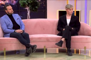 Su stilisto Ąžuolo mama romantinius santykius puoselėjantis Andrius Kandelis prabilo apie vestuves