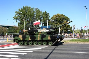 Žiniasklaida: Lenkija pagal išlaidas gynybai yra NATO lyderė