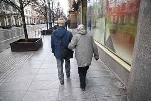 Senjorus pasieks didesnės pensijos: kada jų laukti ir kiek pinigų tikėtis