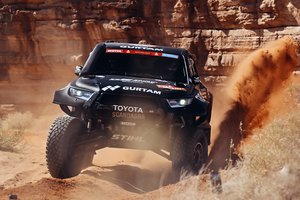 Lietuvių startas Dakare: geriausiai sekėsi L. Kanciui ir B. Vanagui, E. Gelažninkienė trasoje užtruko