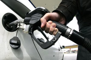 Papurčius degalinę skyrė jai 25 tūkst. eurų baudą dėl reikalavimų neatitinkančio dyzelino teikimo į rinką