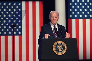 Pradėdamas 2024 metų kampaniją J. Bidenas palygino „ligonį“ D. Trumpą su naciais