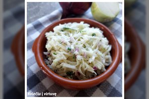 Kaliaropių salotos: užtruksite vos 10 minučių