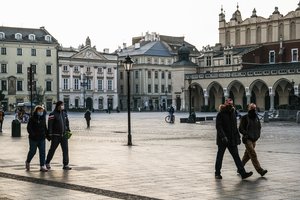Važinėjate apsipirkti į Lenkiją? Skelbia, kas netrukus atsidarys Vilniuje 