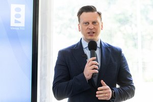 V. Benkunskas: socialinio būsto paprašė 10 nuo gaisro Viršuliškių daugiabutyje nukentėjusių šeimų