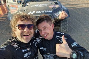 Trečiajame Dakaro etape dešimtuke skuodęs B. Vanagas: „Turėjome reikalų su dulkėm“