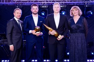 Lengvosios atletikos sezono uždarymo šventės akimirkos: M. Aleknos triumfas ir padėka karjerą baigusiai D. Lobačevskei