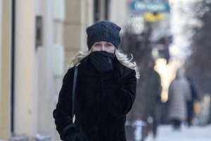 Stiprų šaltį keis kiti nemalonūs reiškiniai: teks saugotis plikledžio ir lijundros, o jau greit – ir smarkaus vėjo