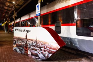 „Lietuvos geležinkeliai“: naktinių reisų iš Vilniaus į Varšuvą ir Rygą nebus