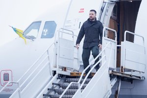 Netikėtas vizitas: į Lietuvą atvyko V. Zelenskis