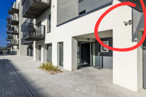 Vaizdo stebėjimo kameros daugiabutyje: kada jas montuoti leidžiama, o kada draudžiama?