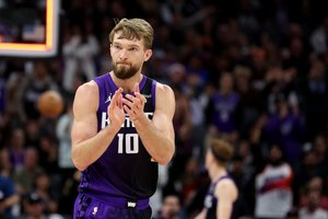 Tarp ryškios kompanijos: D. Sabonis kartu su NBA žvaigždėmis filmuosis „Netflix“ dokumentikoje