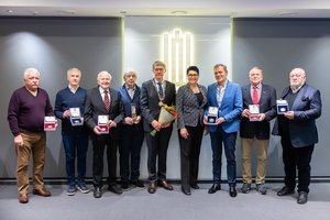 LTOK apdovanoti sportui ir olimpizmui nusipelnę jubiliatai