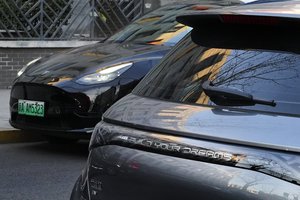 Pamažu įsiplieskia karas tarp Europos, JAV ir Kinijos automobilių gamintojų – kas netrukus gali būti vyraujantis žaidėjas pasaulyje?