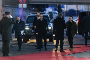 V. Zelenskis atvyko į Latviją