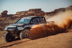 Antroji Dakaro maratono diena: B. Vanagas finišavo už dešimtuko ribos, finišą pasiekė ir R. Baciuška