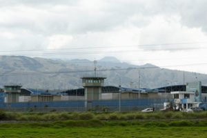 Ekvadore nusikaltėlių gaujos pagrobė 178 kalėjimo pareigūnus