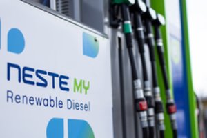 „Neste Lietuva“ mažina dyzelino iš atsinaujinančių žaliavų kainą