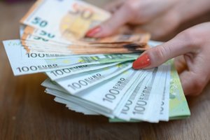 Vilniaus ir Šiaulių įmones apgavę sukčiai susižėrė beveik pusę milijono eurų