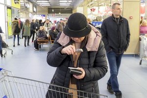 Šalies gyventojų išlaidos interneto pirkiniams pernai siekė per 2,7 mlrd. eurų