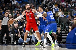 J. Valančiūno universalus žaidimas padėjo „Pelicans“ švęsti pergalę prieš „Mavericks“