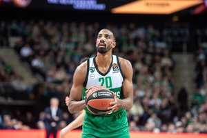 Oficialu: „Žalgiris“ nepratęsė sutarties su A. Hollinsu
