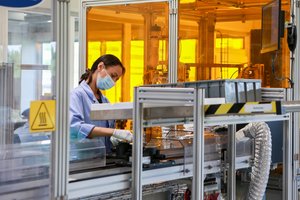 Tai gali dar labiau sutrikdyti pasaulio ekonomiką ir paskatinti infliaciją: ką tai reikštų