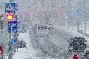 Sinoptikai įspėja pasiruošti: netrukus dalį Lietuvos užklups smarkus snygis, kils pūgos