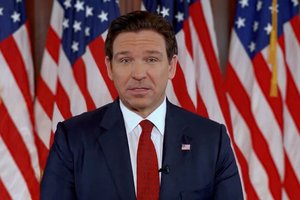 Floridos gubernatorius R. DeSantis baigė rinkimų kampaniją ir išreiškė palaikymą D. Trumpui