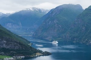 Kodėl Norvegija turi tiek įspūdingų fjordų? Štai kas tai nulėmė