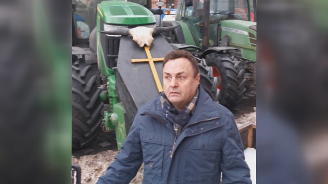 Vaizdai iš Vilniaus senamiesčio: gatves užpildė traktoriai bei sunkvežimiai, užfiksuotas ir P. Gražulis