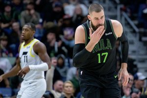 Rekordinės „Pelicans“ rungtynės pažymėtos J. Valančiūno dvigubu dubliu