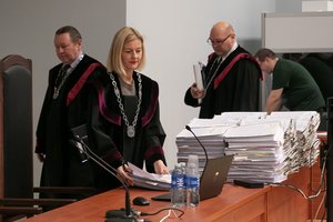 Liudytojas riaušių prie Seimo byloje: žmones pirmas puolė pareigūnas