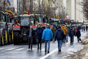 Papunkčiui, ko siekia traktoriais į Vilnių suvažiavę ūkininkai – šeši svarbiausi jų reikalavimai