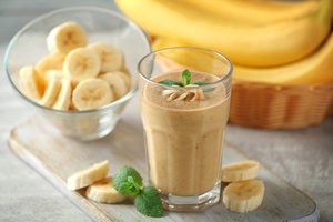 Pigu – be kalbų: gerą nuotaiką savaitgalį sukurkite su bananų ir sulčių glotnučiu