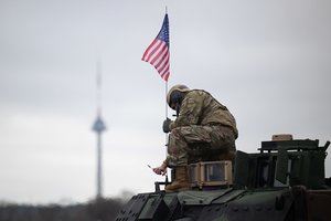 NATO pradeda didžiausias pratybas nuo Šaltojo karo laikų: kada ir ką matysime Lietuvoje