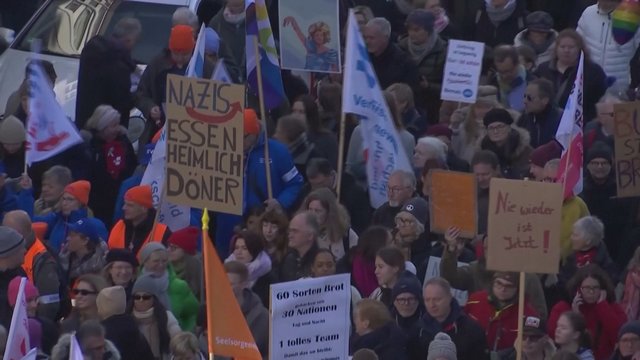 Protestas Diuseldorfe: 30 tūkst. žmonių sukilo prieš nacionalistinę partiją
