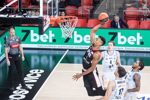 Vos su šešiais žaidėjais kovojęs „CBet“ buvo lengvu grobiu LKL vicečempionui „Rytui“