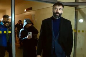 Su „suverenais“ siejamiems Vilčinskams vaikai bus grąžinti jau šiandien: institucijos pasiklydo teisės brūzgynuose