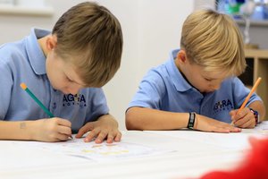 Mokykla, kurioje kalbama meilės kalba ir ugdomi dori lyderiai