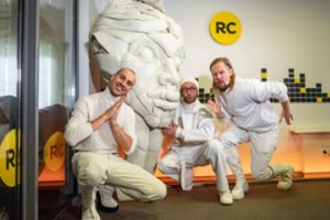 RADIOCENTRO eteryje ypatingas 33-ojo gimtadienio šou